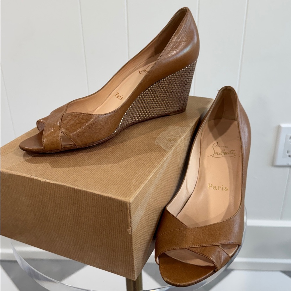 Christian Louboutin Riveto 70mm leather wedge espadrille size 40